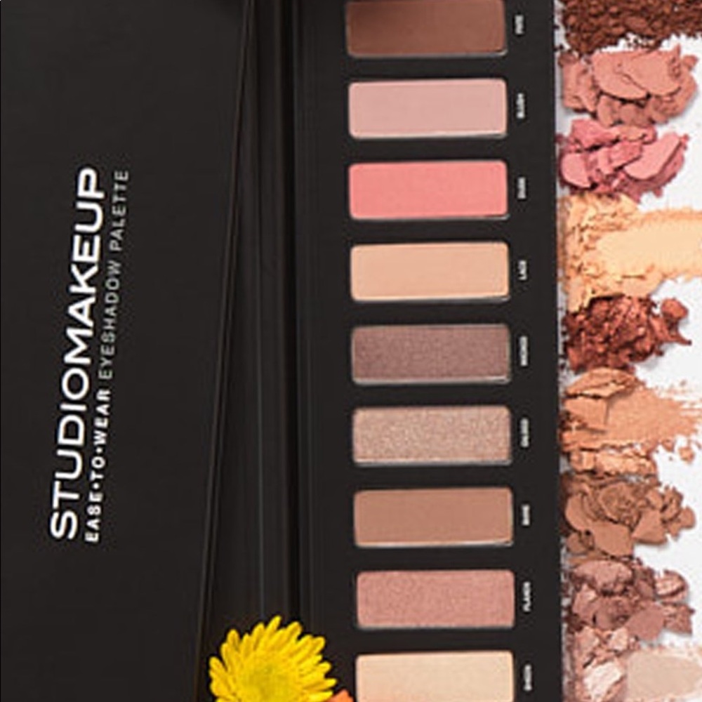 🥰Studio Makeup “Ease to Wear” Palette